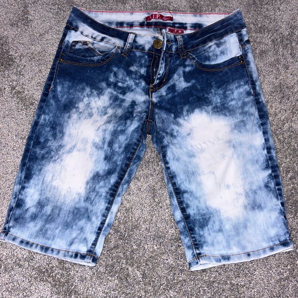 🦋VIP Bermuda shorts 5/25$